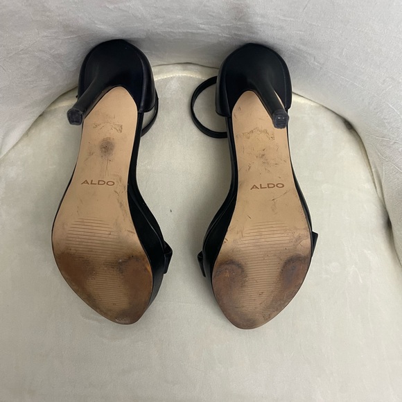 Black Aldo Heels - Size 6 - Picture 5 of 10